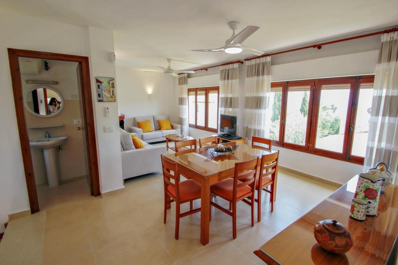 Tere - Holiday Home With Private Swimming Pool In กัลเป ภายนอก รูปภาพ